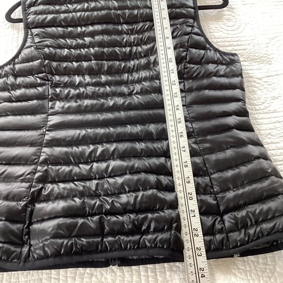 Eddie Bauer Travex EB700 Puffer Down Vest Women's Small Black Full Zip Packable - Picture 11 of 12